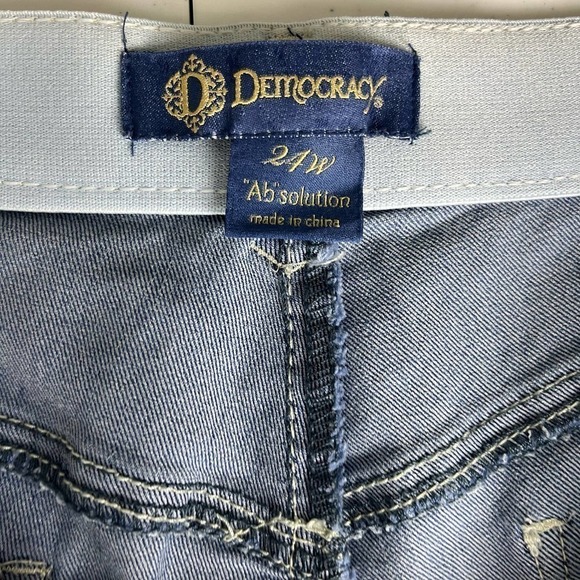 New Democracy Plus Size "Ab"solution Cuffed Shorts size 24W - Picture 4 of 13